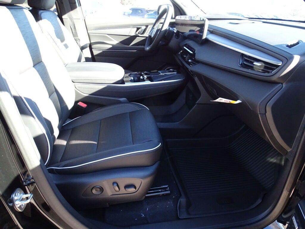 new 2025 Buick Enclave car, priced at $42,747