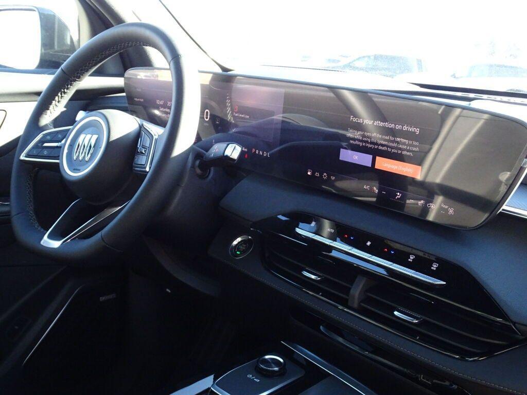 new 2025 Buick Enclave car, priced at $42,747