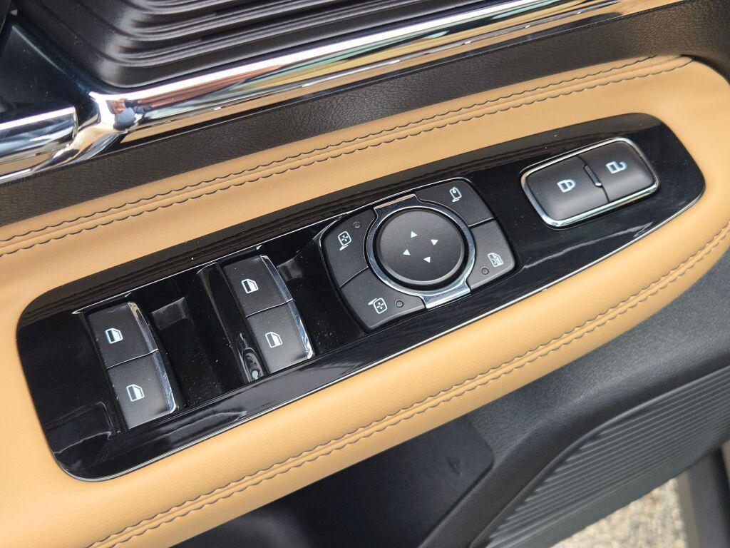 used 2022 Lincoln Corsair car, priced at $29,900
