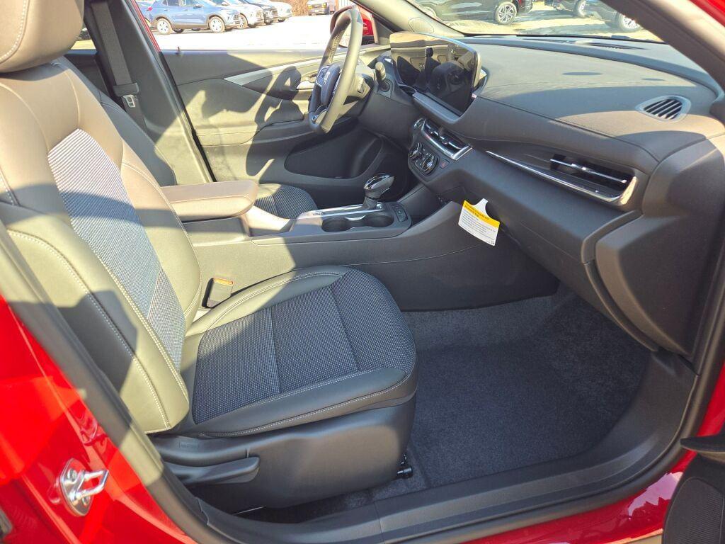 new 2026 Buick Envista car, priced at $24,047