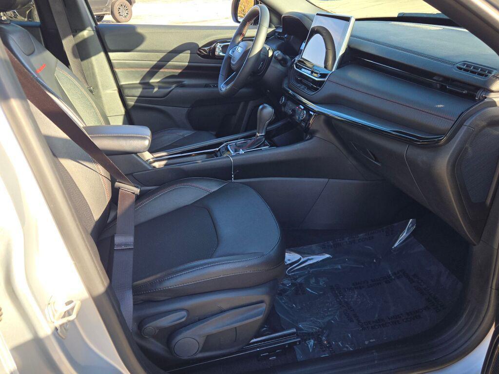 used 2024 Jeep Compass car, priced at $21,499
