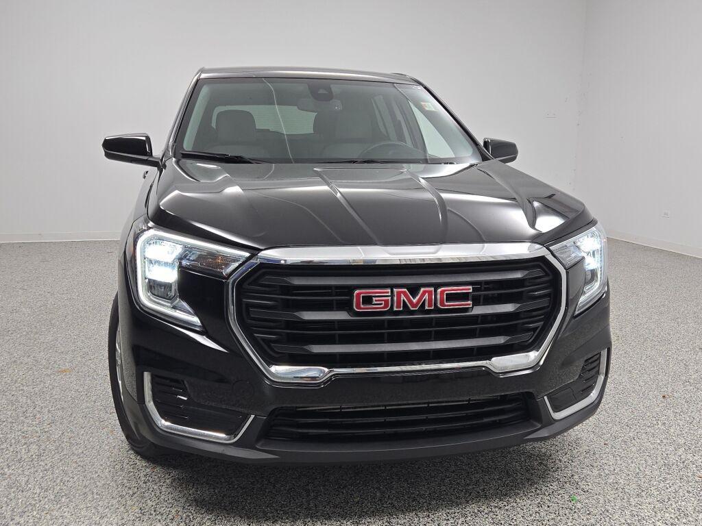 used 2024 GMC Terrain car, priced at $18,999