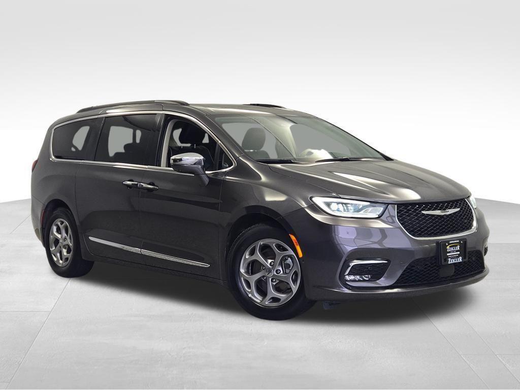 used 2022 Chrysler Pacifica car, priced at $27,295