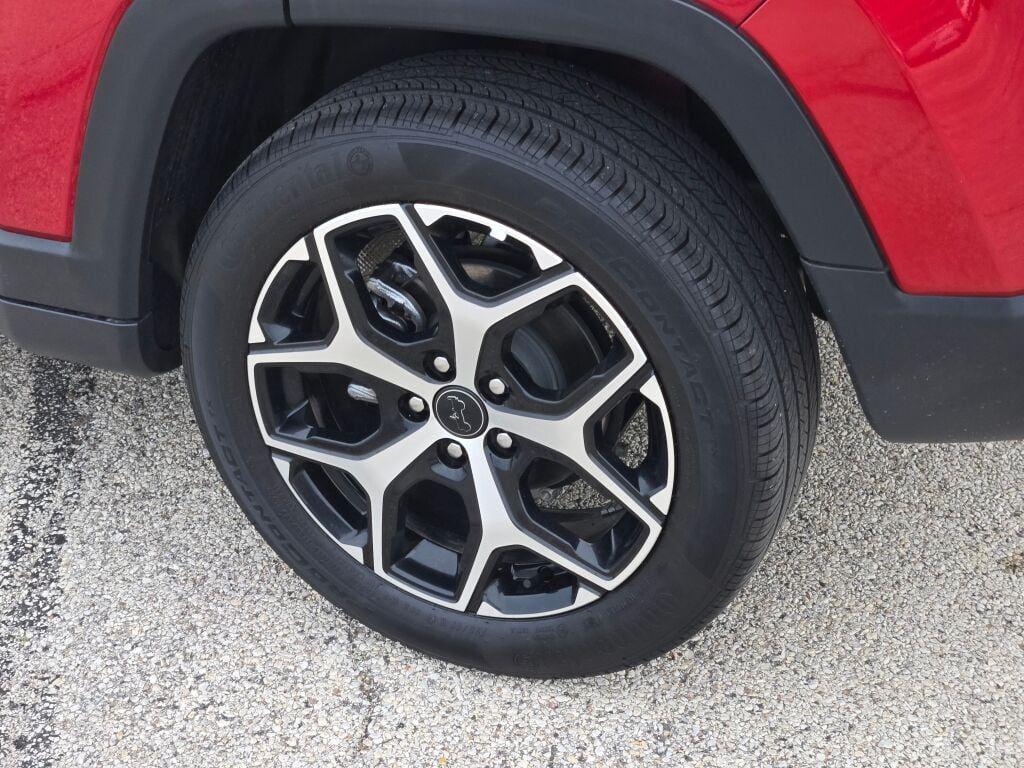 used 2025 Jeep Compass car, priced at $24,899