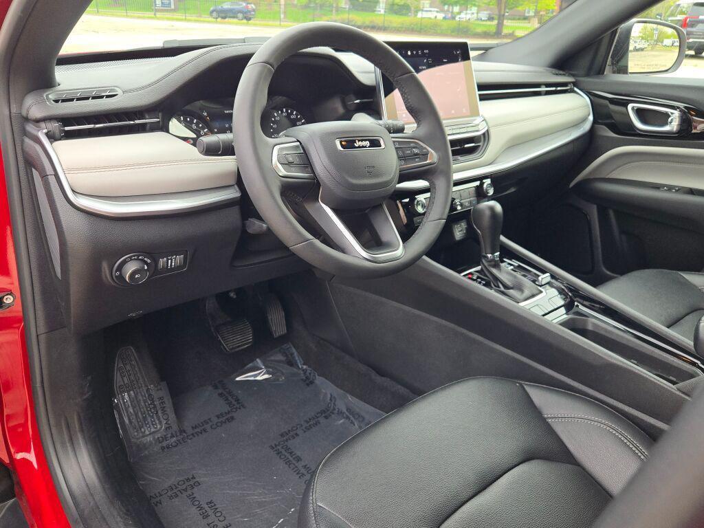 used 2025 Jeep Compass car, priced at $24,899