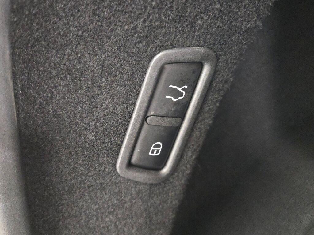 used 2021 Maserati Levante car, priced at $30,198