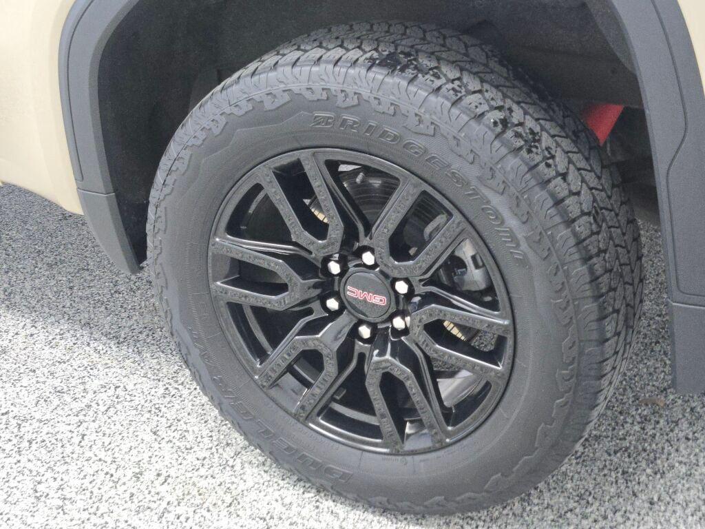 used 2023 GMC Sierra 1500 car, priced at $44,999