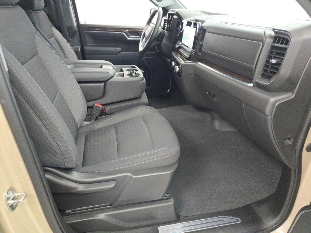 used 2023 GMC Sierra 1500 car, priced at $44,999