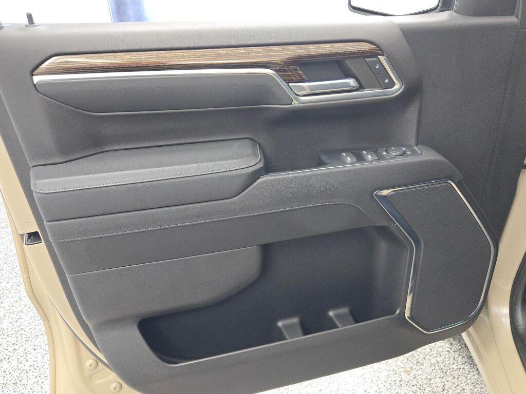 used 2023 GMC Sierra 1500 car, priced at $44,999