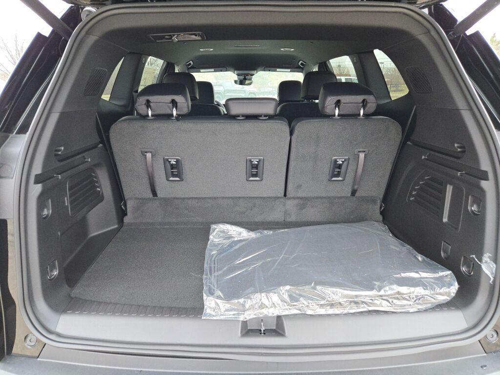 new 2026 GMC Acadia car, priced at $49,693