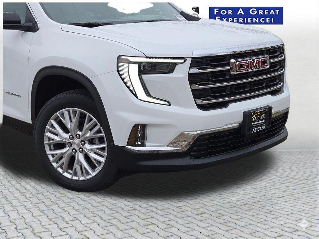 new 2026 GMC Acadia car, priced at $46,321