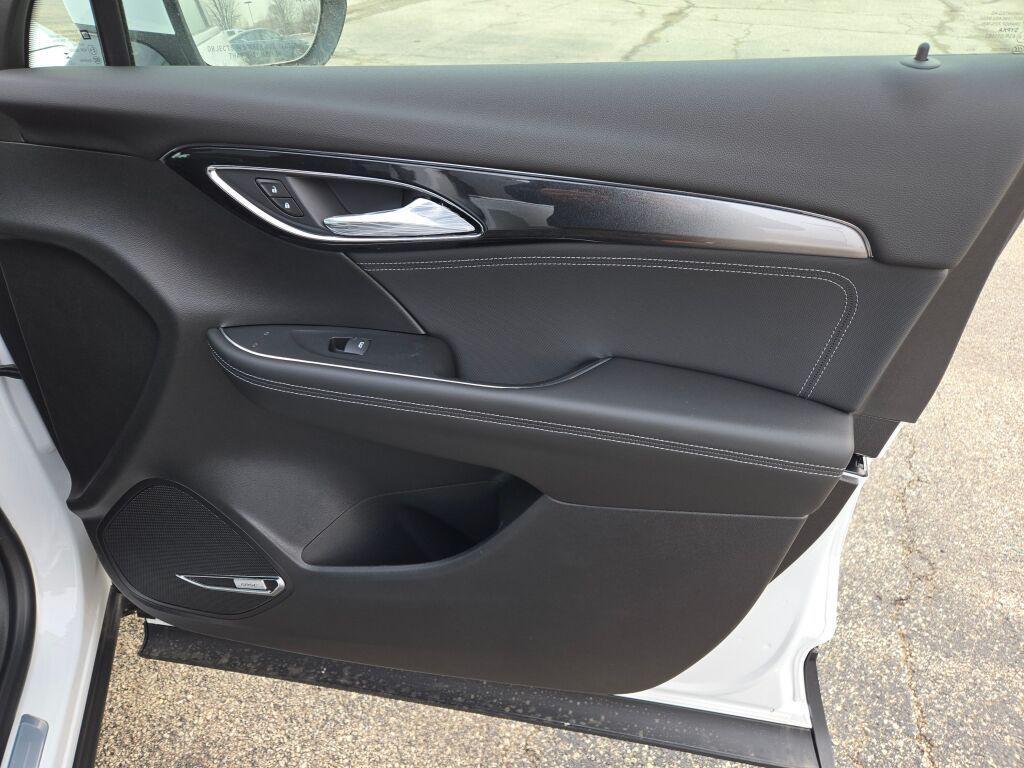 new 2026 Buick Envision car, priced at $41,718
