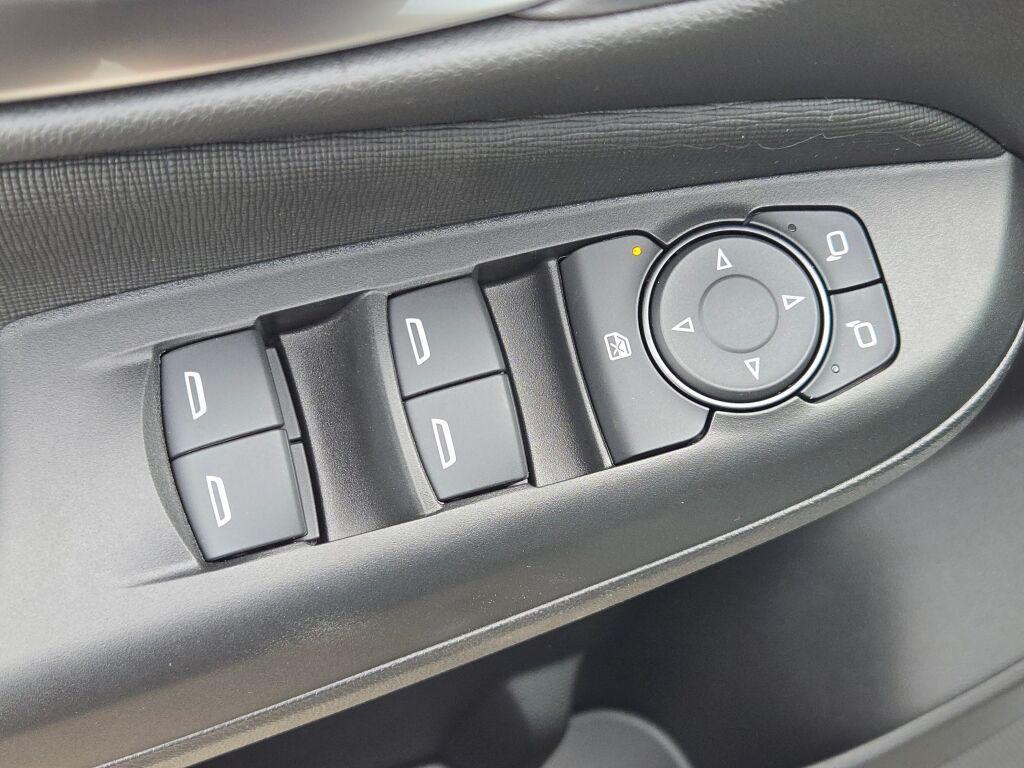 new 2026 Buick Envista car, priced at $26,282