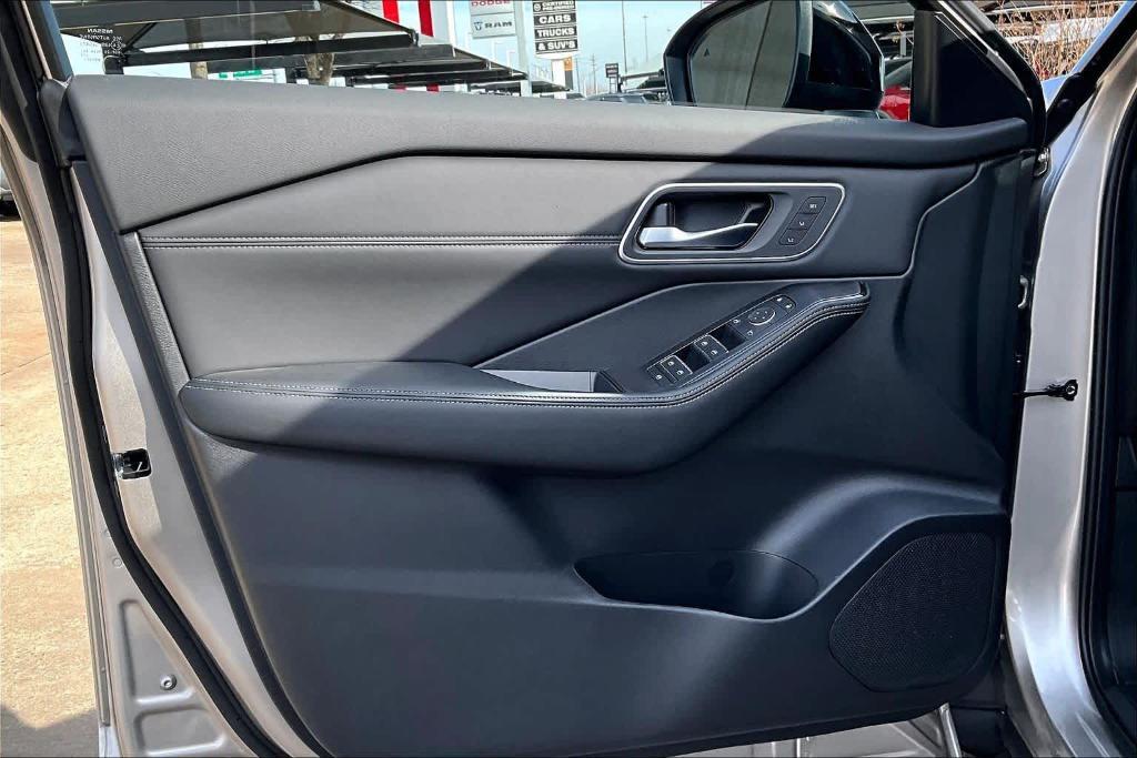 new 2026 Nissan Rogue car, priced at $37,379