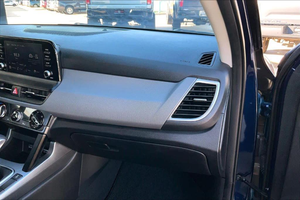 used 2025 Kia Seltos car, priced at $20,700