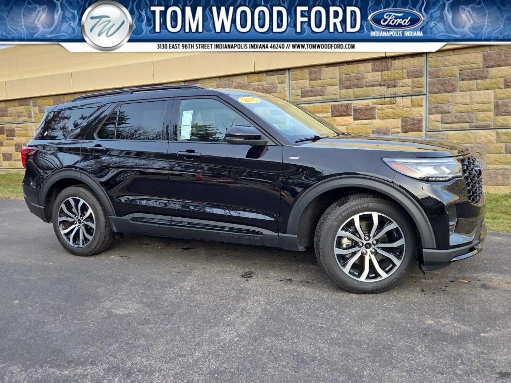 used 2025 Ford Explorer car, priced at $33,850