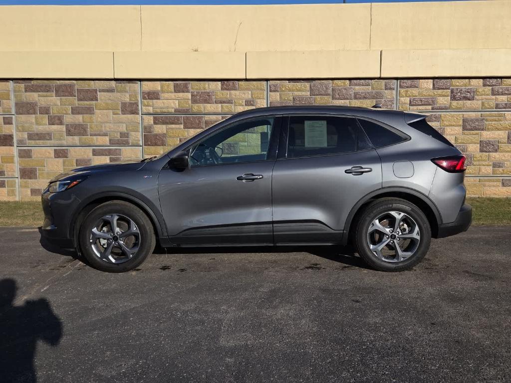 used 2025 Ford Escape car, priced at $24,368