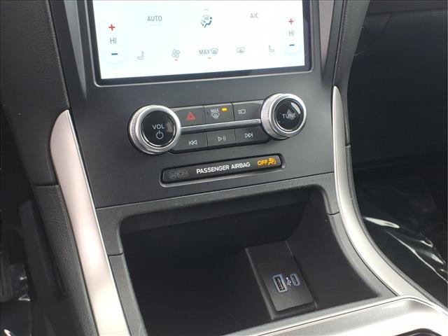 used 2024 Ford Edge car, priced at $26,646