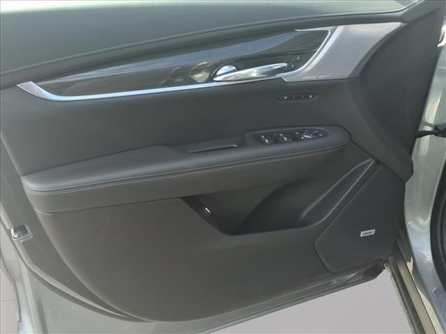 used 2024 Cadillac XT6 car, priced at $43,249