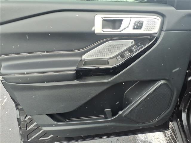 used 2023 Ford Explorer car, priced at $36,900