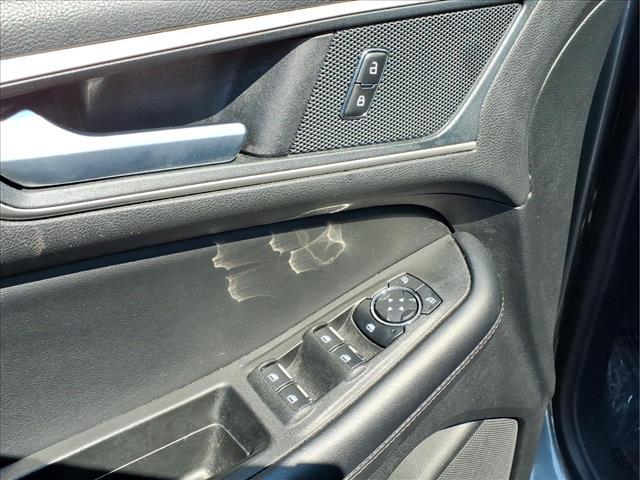 used 2024 Ford Edge car, priced at $25,500