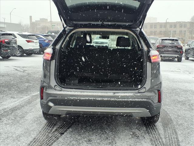 used 2024 Ford Edge car, priced at $24,995