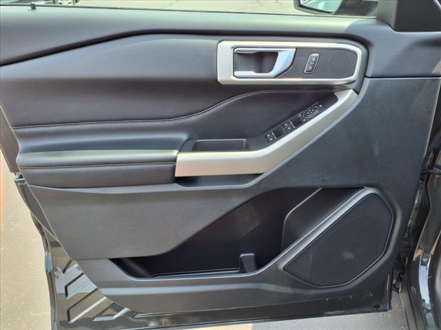 used 2023 Ford Explorer car, priced at $28,999