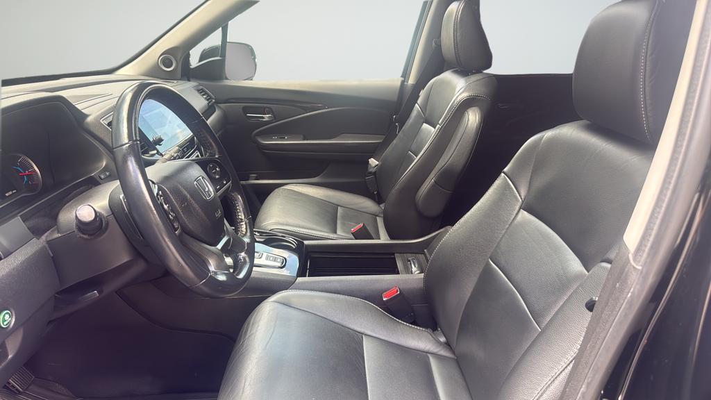 used 2020 Honda Pilot car, priced at $24,915