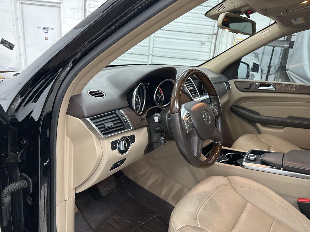 used 2015 Mercedes-Benz M-Class car, priced at $13,900