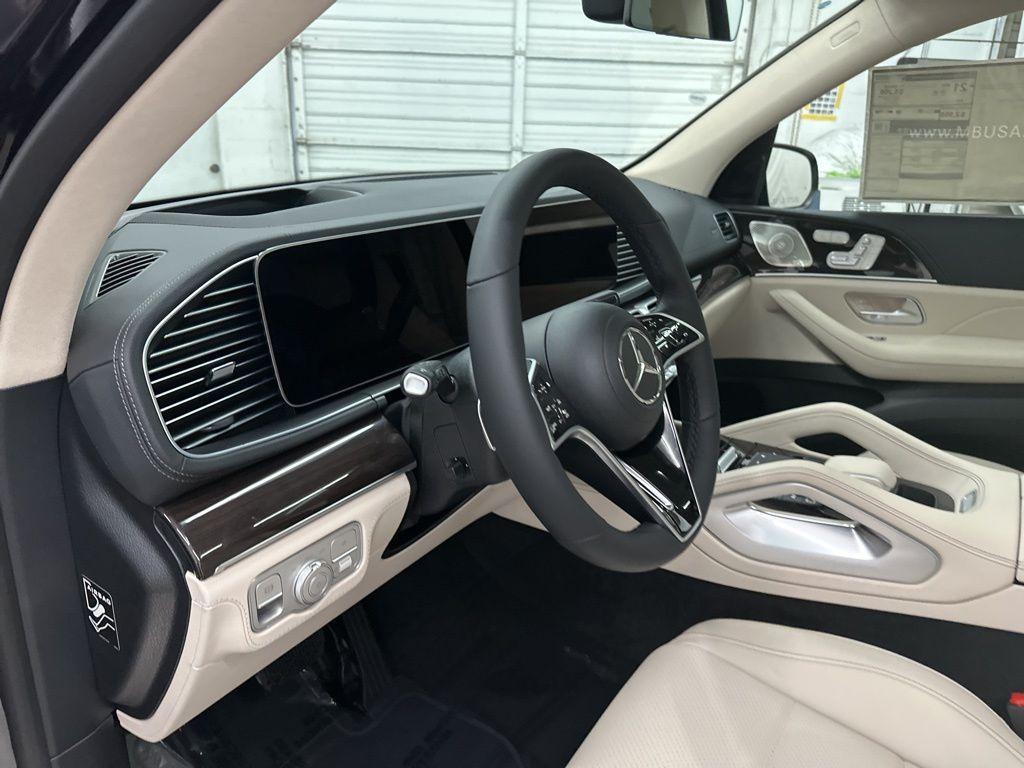 new 2026 Mercedes-Benz GLE 450 car, priced at $81,185