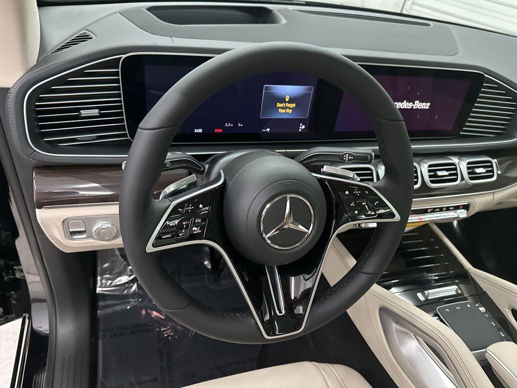 new 2026 Mercedes-Benz GLE 450 car, priced at $81,185