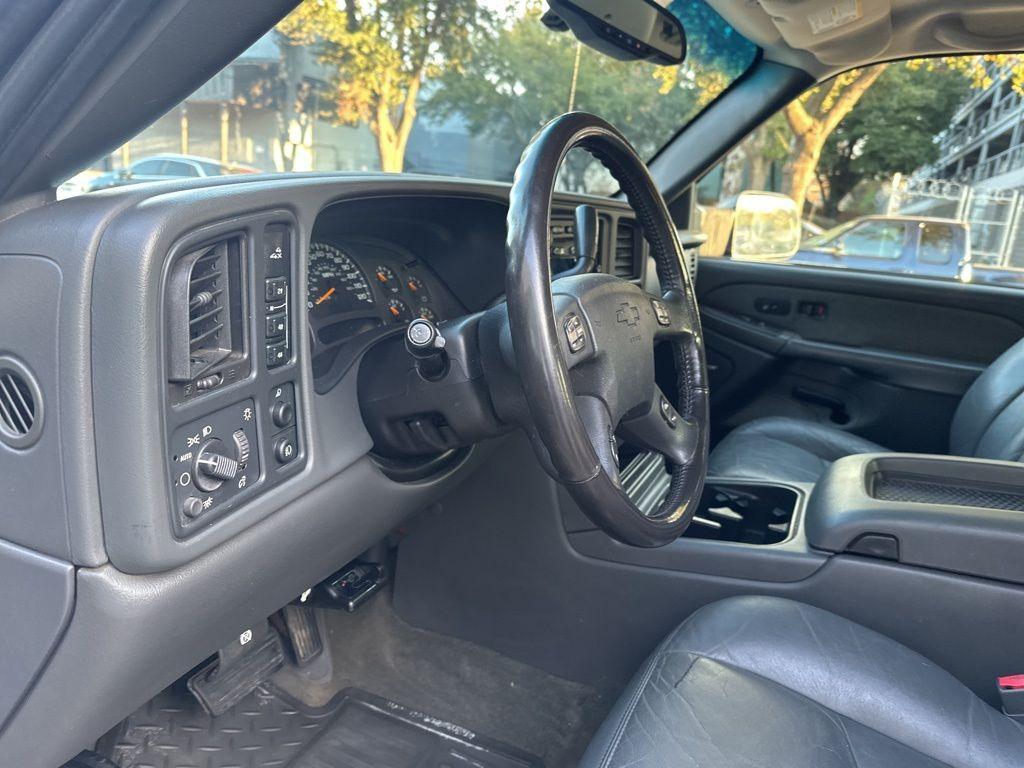 used 2003 Chevrolet Silverado 2500 car, priced at $15,900