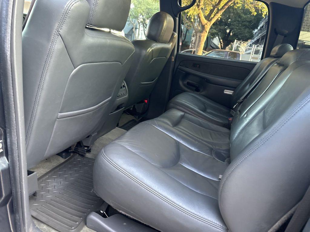 used 2003 Chevrolet Silverado 2500 car, priced at $15,900