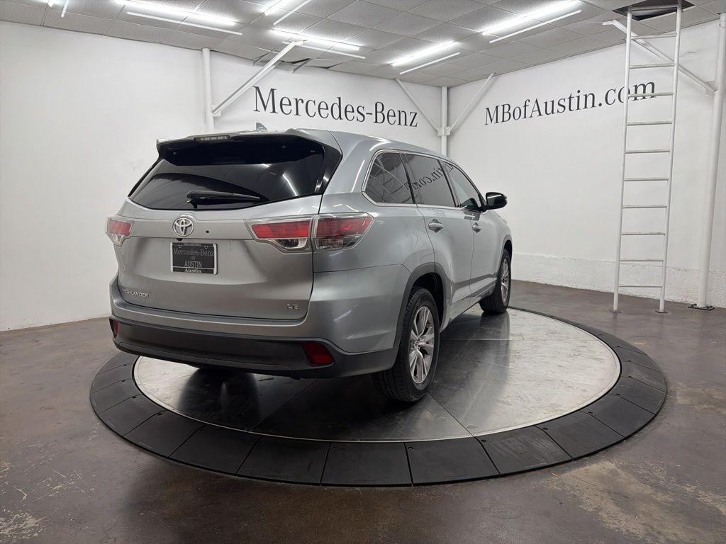 used 2015 Toyota Highlander car, priced at $13,500
