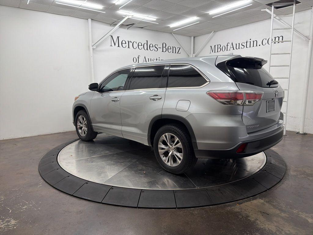 used 2015 Toyota Highlander car, priced at $13,500