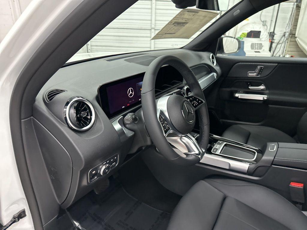 new 2026 Mercedes-Benz GLB 250 car, priced at $48,600