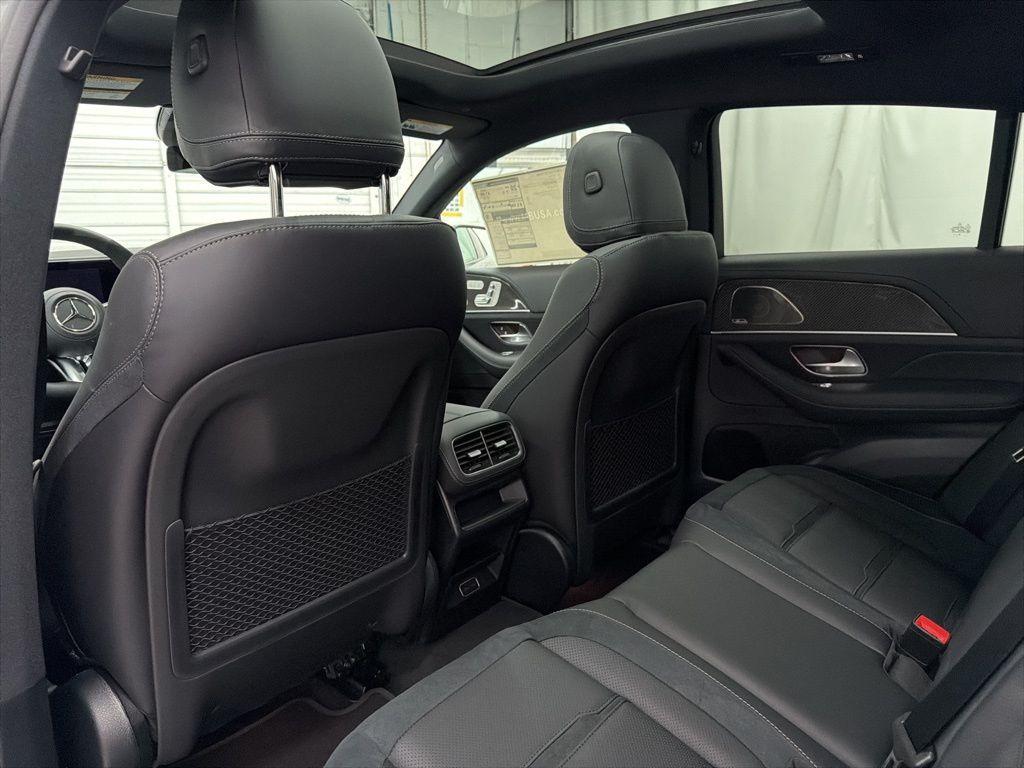 new 2026 Mercedes-Benz AMG GLE 53 car, priced at $100,400