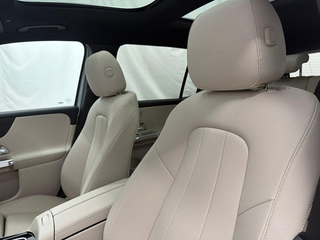 new 2026 Mercedes-Benz GLB 250 car, priced at $51,470