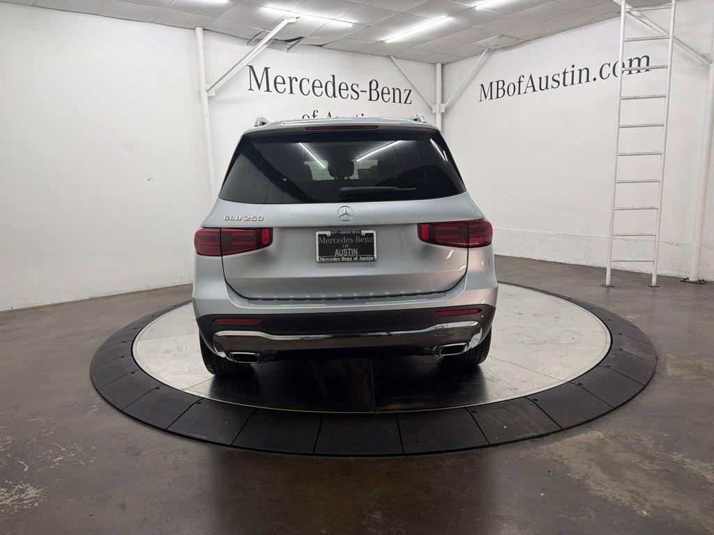 new 2026 Mercedes-Benz GLB 250 car, priced at $51,470