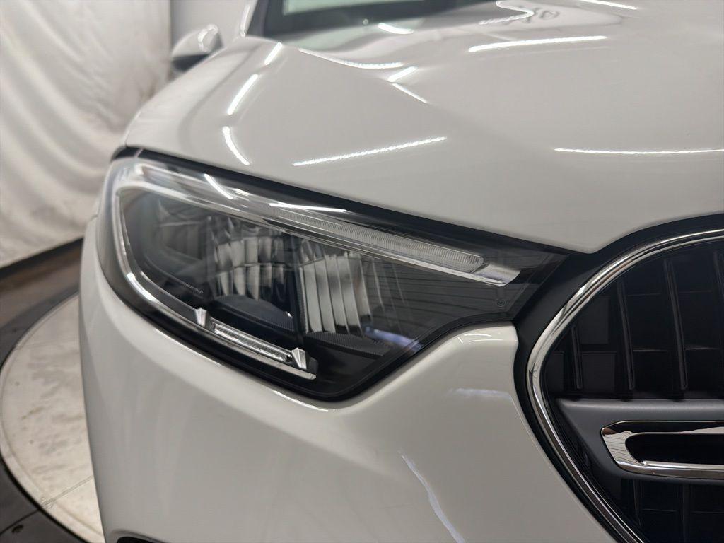 new 2026 Mercedes-Benz GLC 300 car, priced at $58,050