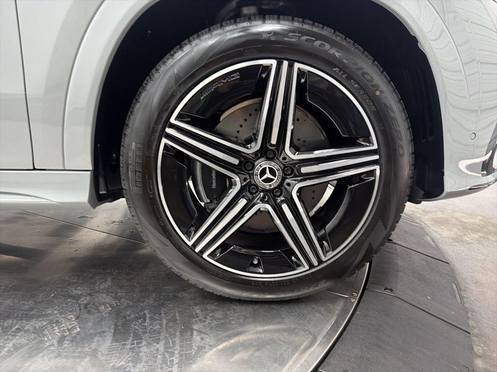 new 2026 Mercedes-Benz GLE 450 car, priced at $89,520