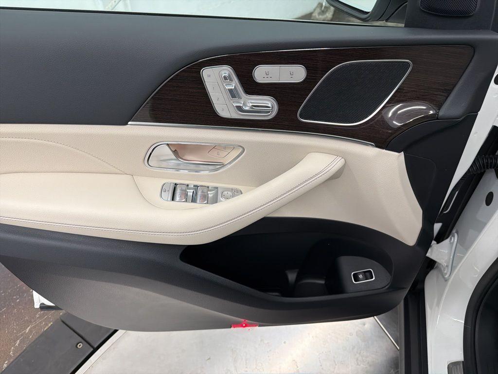 new 2026 Mercedes-Benz GLE 350 car, priced at $65,820