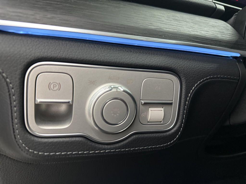 new 2026 Mercedes-Benz GLE 450 car, priced at $86,780