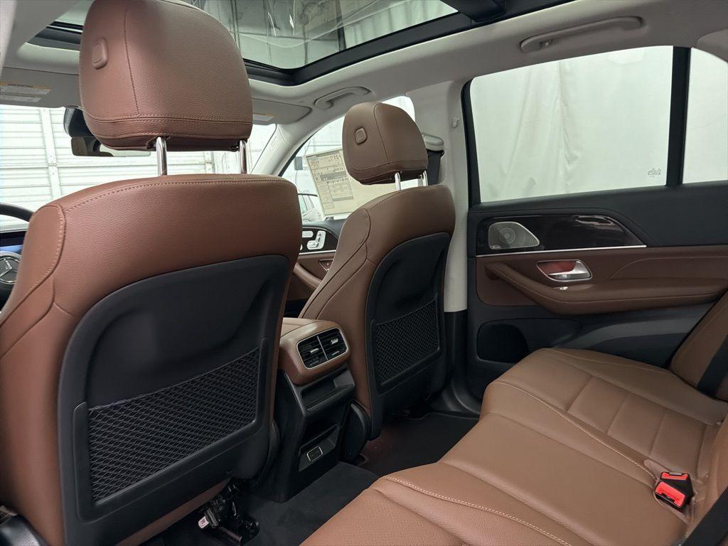 new 2026 Mercedes-Benz GLE 450 car, priced at $80,670