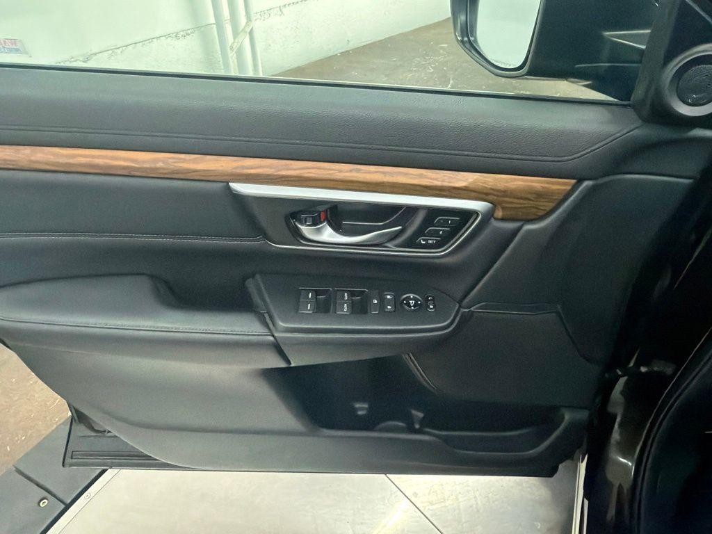 used 2019 Honda CR-V car, priced at $23,925