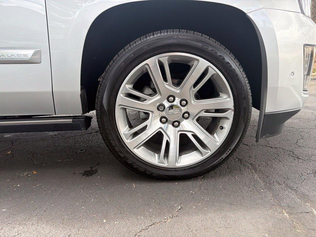 used 2019 Cadillac Escalade ESV car, priced at $24,125