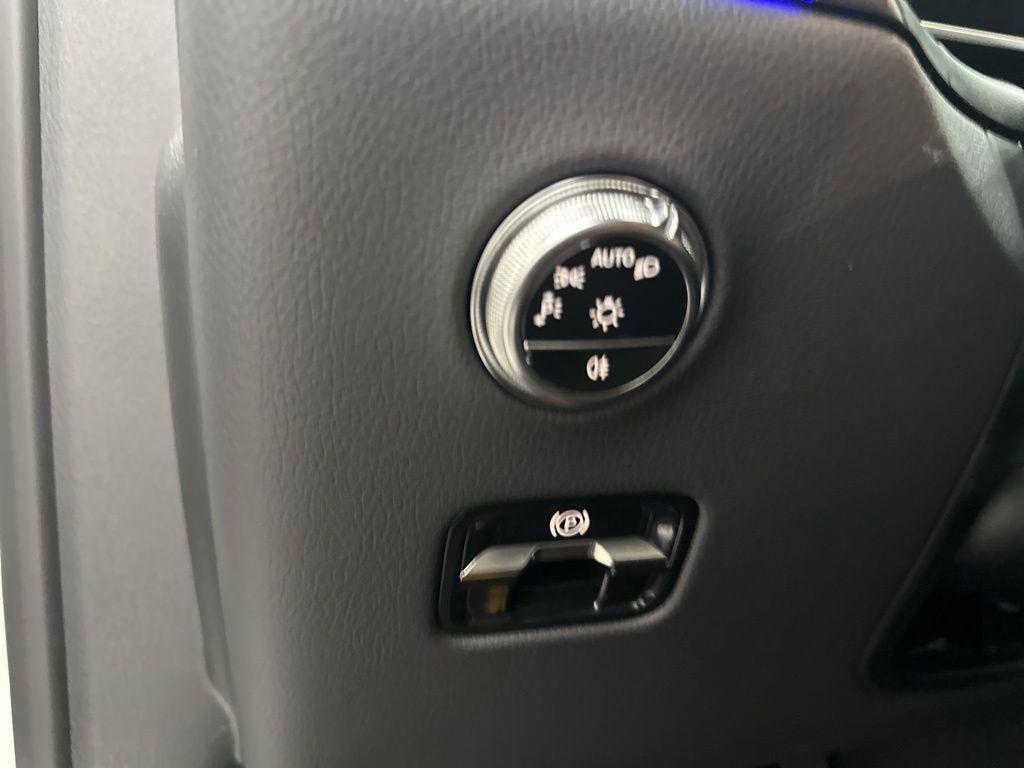 new 2026 Mercedes-Benz GLC 300 car, priced at $53,608