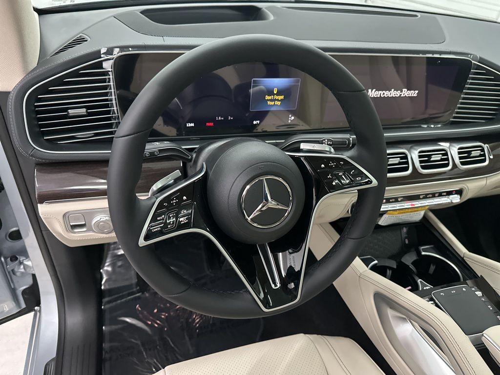 new 2026 Mercedes-Benz GLE 450 car, priced at $81,000