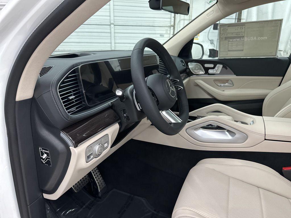 new 2026 Mercedes-Benz GLS 450 car, priced at $97,585