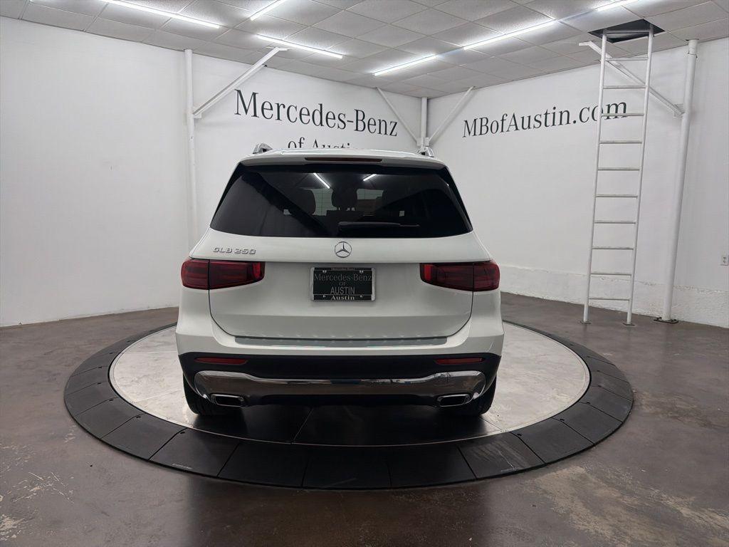 new 2026 Mercedes-Benz GLB 250 car, priced at $50,865